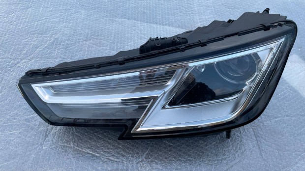Audi A4 B9 bal első xenon fényszóró lámpa 8W0941005