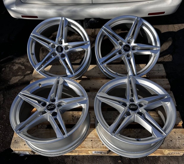 Audi A4 B9 gyri 18 alufelni 5x112 felni