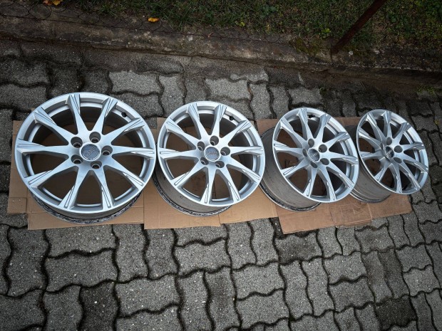 Audi A4 B9 gyári felni 17 Skoda, VW, SEAT