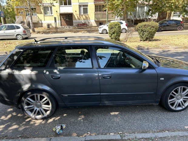 Audi A4 S-line 2,5TDI V6