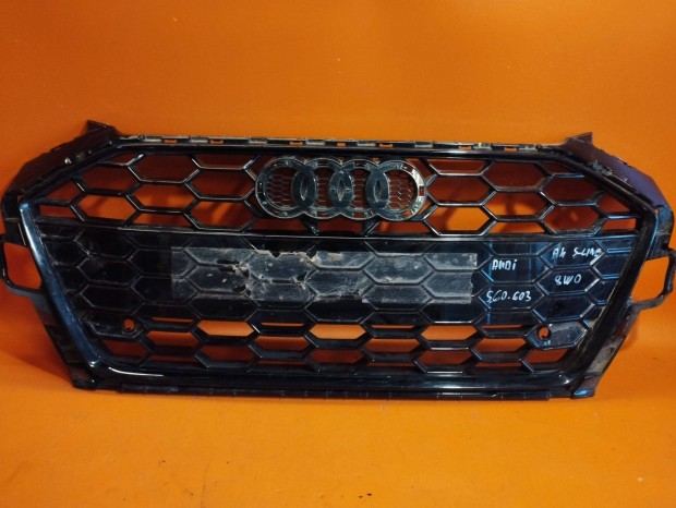 Audi A4 S-line hűtőrács 8W0 (S.60.603)