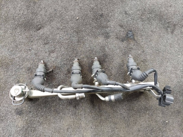 Audi A4 VW Passat B5 1.6 ADP injektor h�d befecskendez�