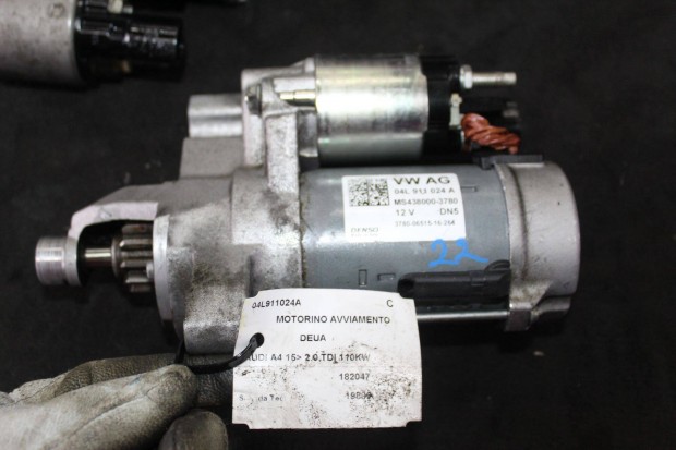 Audi A4 (B9 - 8W) nindt 04L911024a (22)