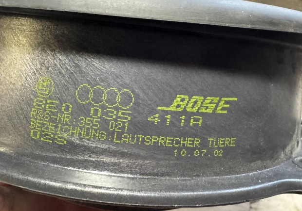 Audi A4 b6/b7 Bose hangsz�r�