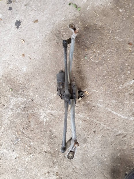 Audi A4 b6.b7 ablaktörlő szerkezet motorral együtt eladó