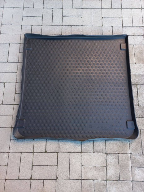 Audi A4 b6-b7 m�ret pontos csomagt�r t�lca