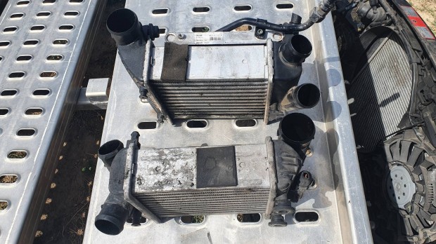 Audi A4 b6 cooler és váltó olaj hűtő eladó 10e.ft darabja