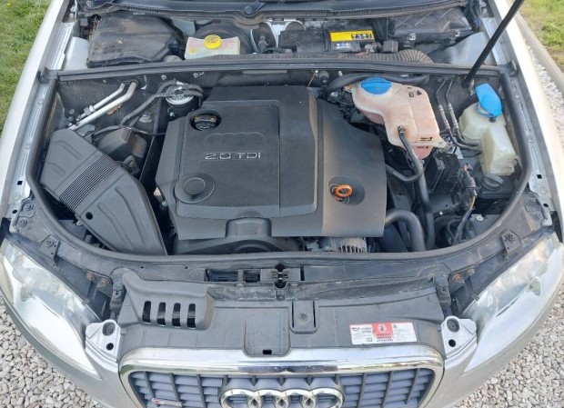 Audi A4 b7 2.0pdtdi BRE 140le komplett motor!