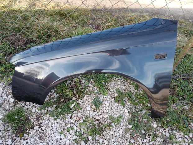 Audi A4 bal első sárvédő