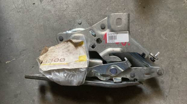 Audi A4 bal fedlpnt 8W0823301E elad