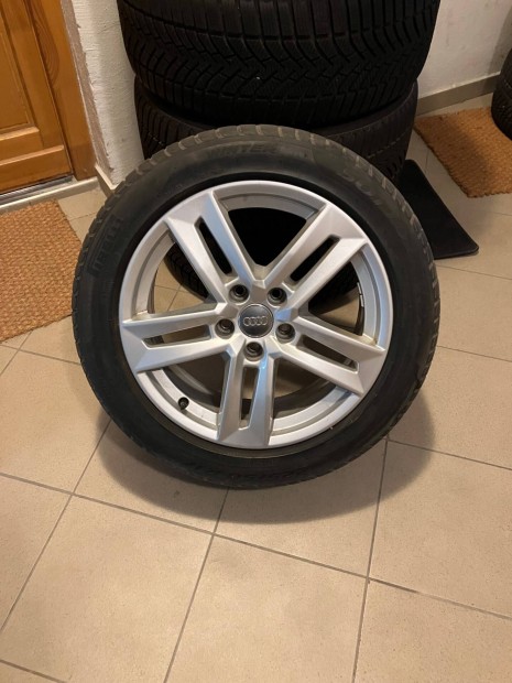 Audi A4 gyári 17-es alufelni garnitúra téli gumival