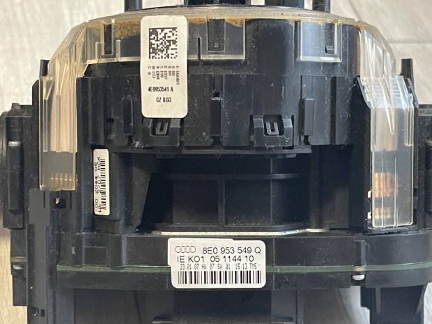 Audi A4 komplett kormnyoszlop vezrl elektronika