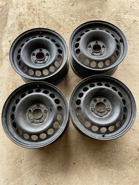 Audi A4 lemezfelni felni