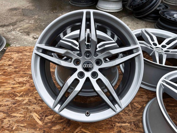 Audi A5 19" 5x112 gyári alufelni eladó 19 coll A4 A6 A7 A8 Q5