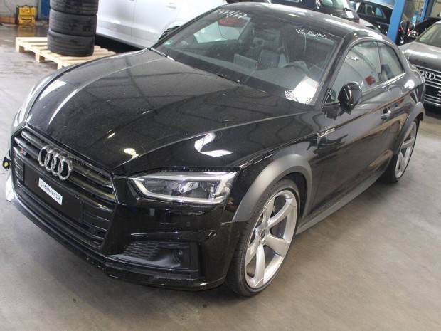 Audi A5 2016- F5, S5 bontott alkatrszek
