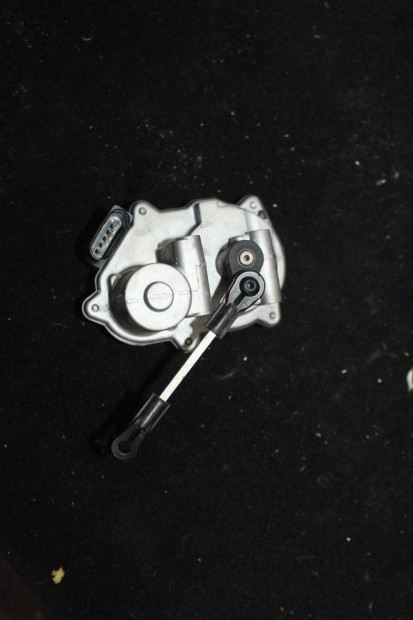 Audi A5 3.0D Szvsor llt motor 059129086L