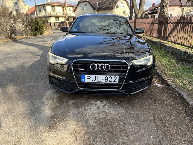 Audi A5 3xsline 2L Diesel 2016. 200e km