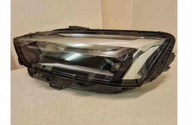 Audi A5 Bal első fényszóró 8W6941011