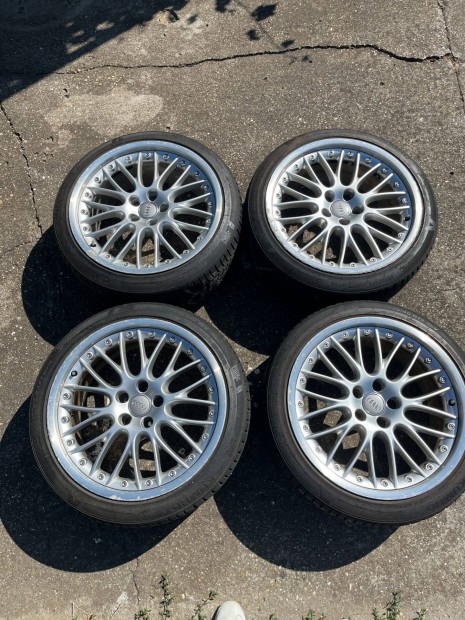 Audi A5 S5 (8T, 8F) 255/35 R19 Speedline felnik 8T0601025