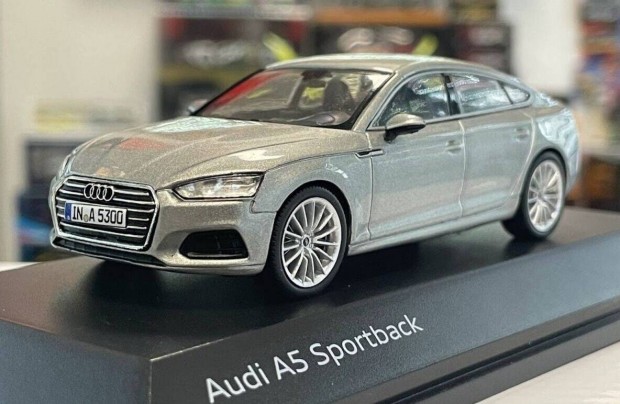 Audi A5 Sportback 2016 1:43 1/43 Spark Dealer Edition resin