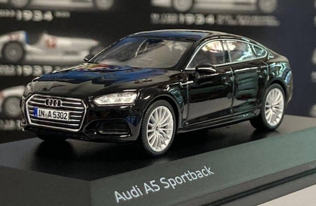 Audi A5 Sportback 2016 1:43 1/43 Spark Dealer Edition resin