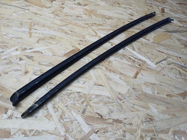 Audi A5 (2007-2017) Els� Sz�lv�d� D�szl�c P�r