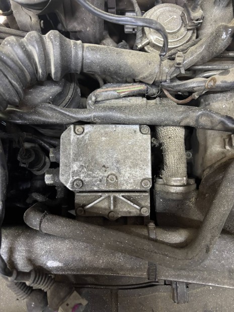 Audi A6C5 VW passat 2.5 V6 Tdi 106D adagol!