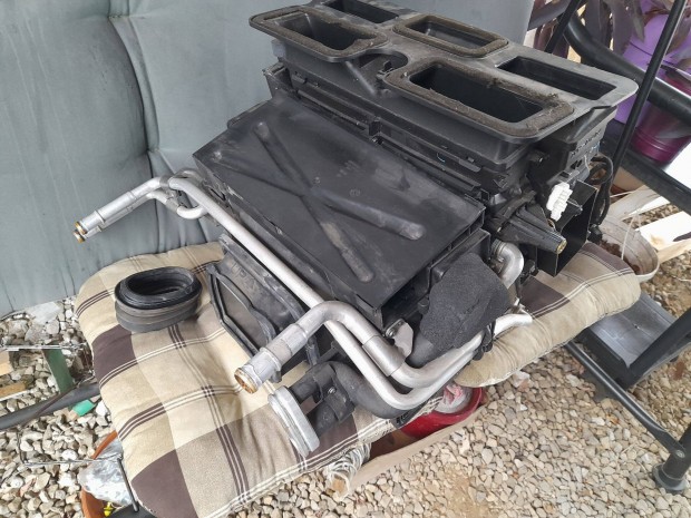 Audi A6 2004-2011 klíma beltér radiátor box eladó