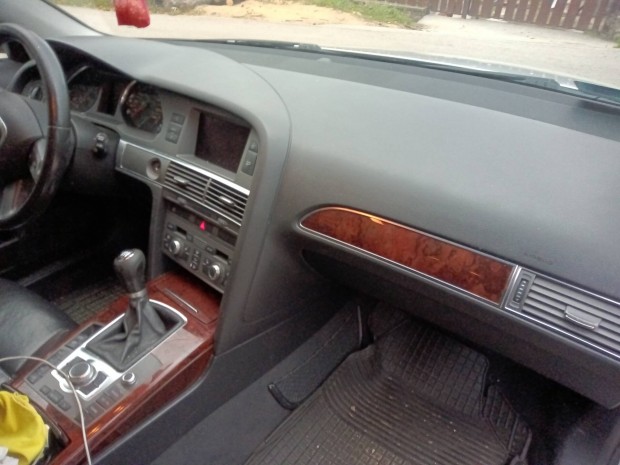 Audi A6 2 0 Diesel manual 6 os kzi vlt 205000 km el elad 