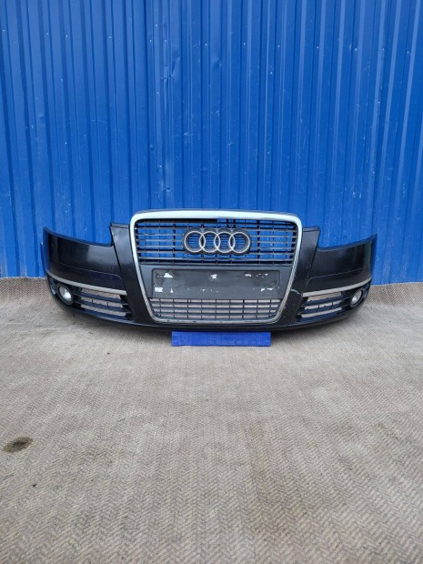 Audi A6 4F C6 gyári 4F0807437C első lökhárító fekete
