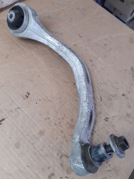 Audi A6 4F Jobb Els� Leng�kar