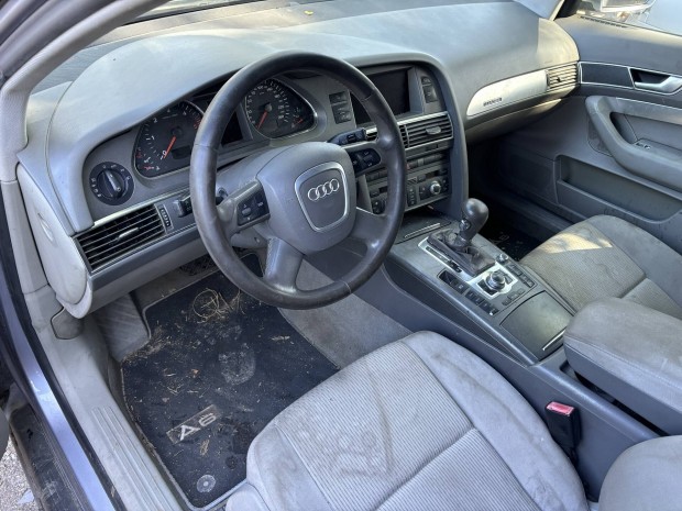 Audi A6 4F lgzsk szett mszerfal 