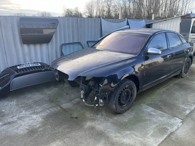 Audi A6 4F megmaradt alkatrszek
