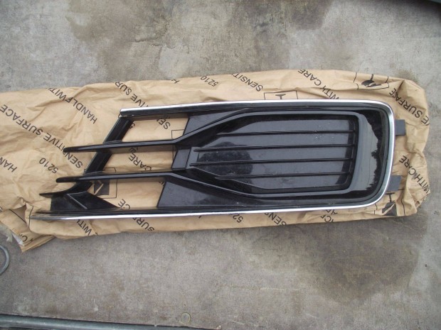 Audi A6 4G bal első lökhárító rács 2011-től 4G0807681Ad
