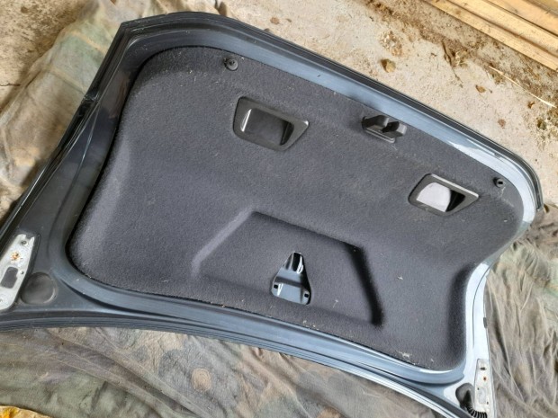 Audi A6 4f 2004-2011 rozsdamentes sz�p �llapot� h�ts� ajt� elad�