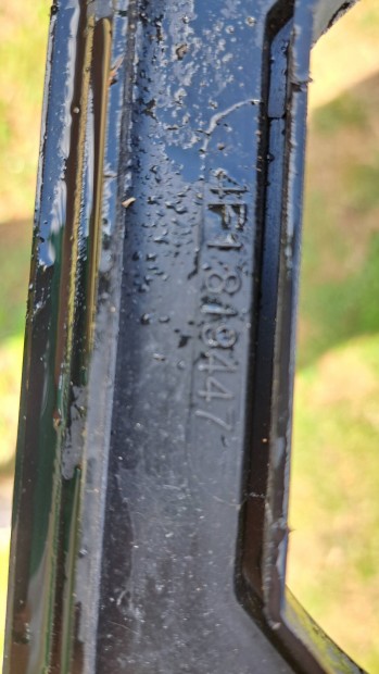 Audi A6 4f gyári levélrács eladó