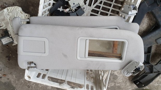 Audi A6 4f gyári napellenző eladó 5e.ft darabja