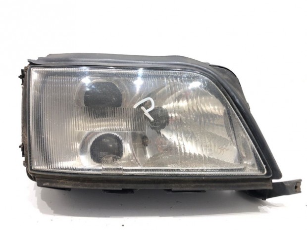 Audi A6 C4 Jobb első lámpa, fényszóró 140506-02