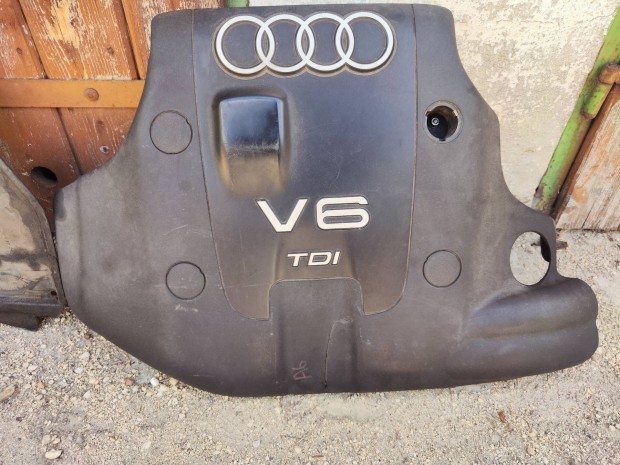 Audi A6 C5 2.5v6 felső motorburkolat 1997-2000
