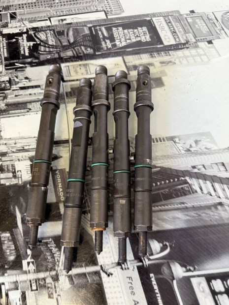 Audi A6 C5 4B 2.5 V6 TDI porlasztcscs