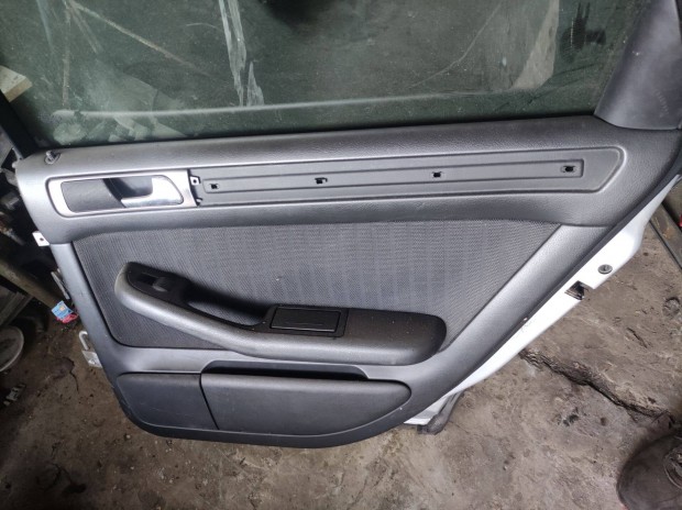 Audi A6 C5 Avant jobb hátsó ajtó