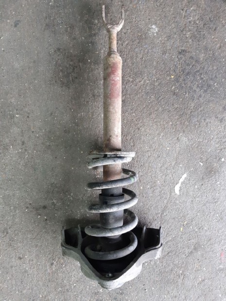 Audi A6 C5 Bal Els� Leng�scsillap�t� + Rug�