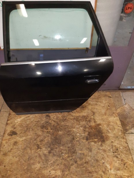 Audi A6 C5 Bal H�ts� Ajt�