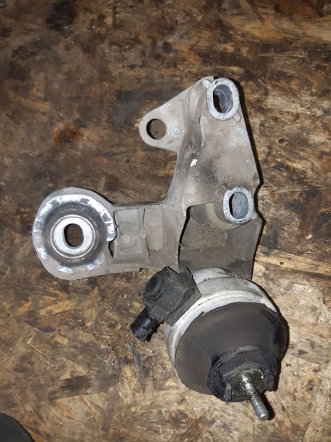 Audi A6 C5 Bal Motortart� Bak