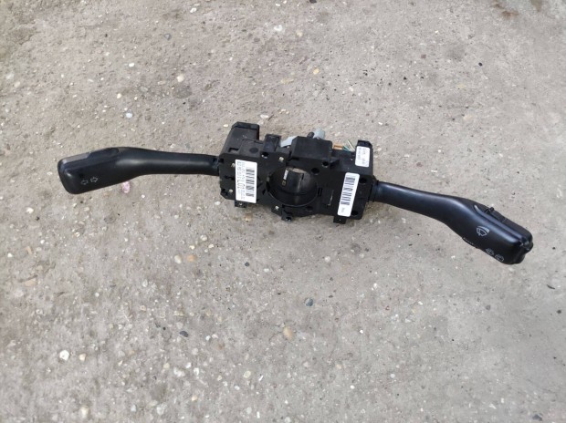 Audi A6 C5 Skoda Octavia I VW Passat bajuszkapcsoló kormánykapcsoló