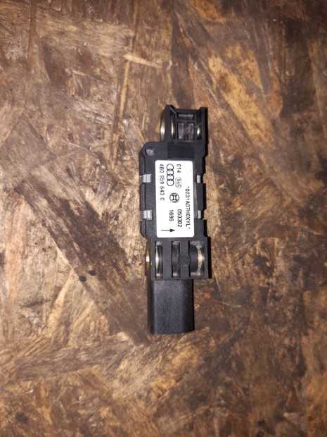 Audi A6 C5 �tk�z�s �rz�kel�