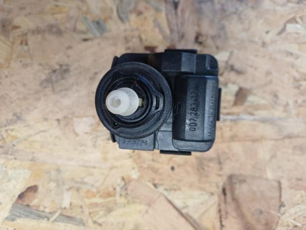 Audi A6 C5 (1998-2004) Fnyszr Magassg lltmotor