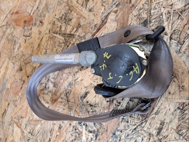 Audi A6 C5   (1998-2004) Jobb Els� Biztons�gi �v