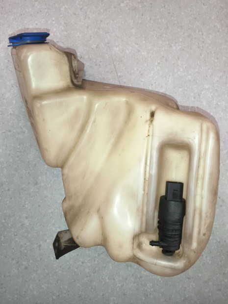 Audi A6 C5 ablakmos� tart�ly 