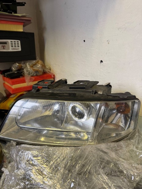 Audi A6 C5 bal els fnyszr